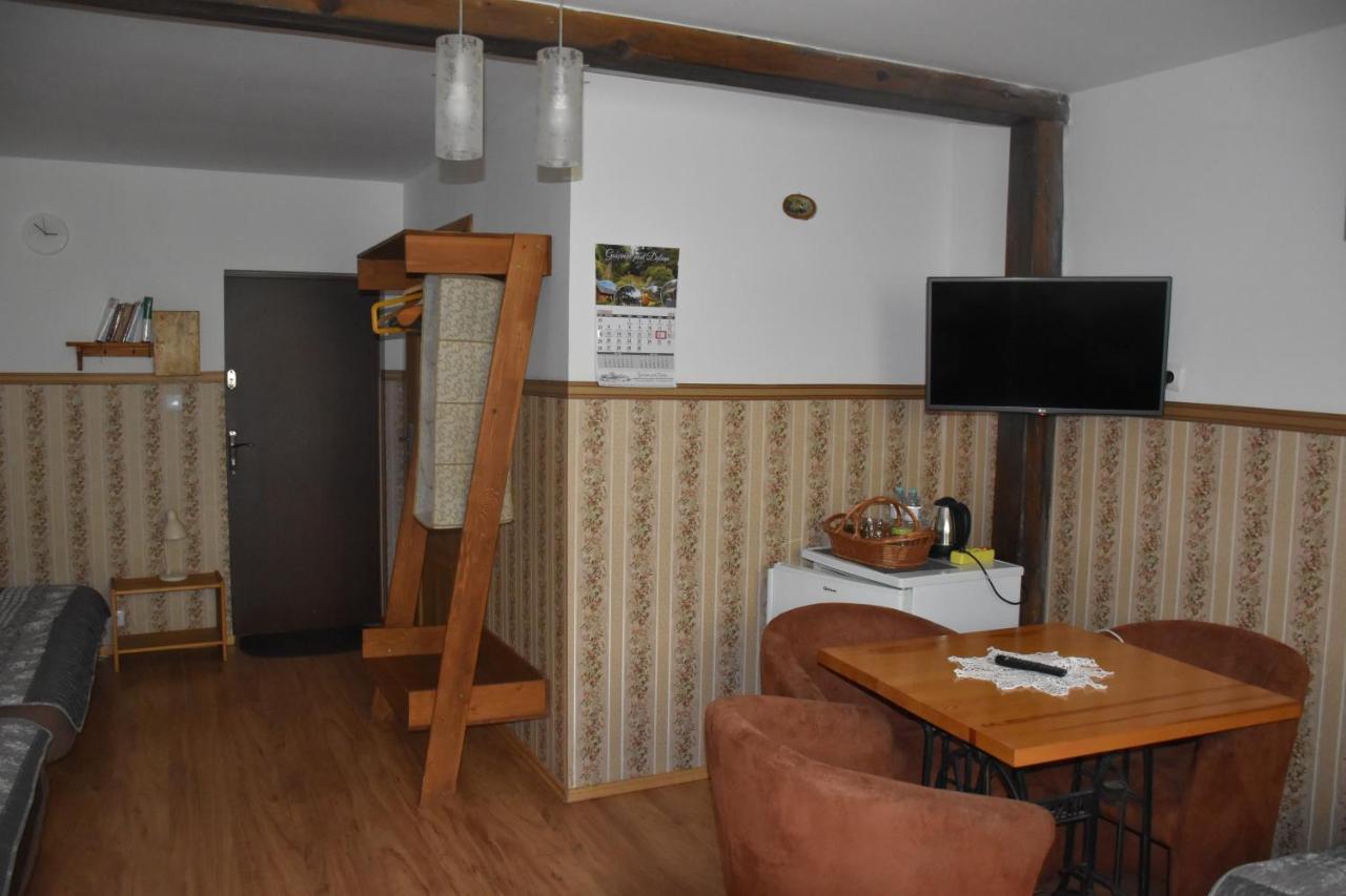 Villa Gosciniec Pod Debem Trzciel Esterno foto