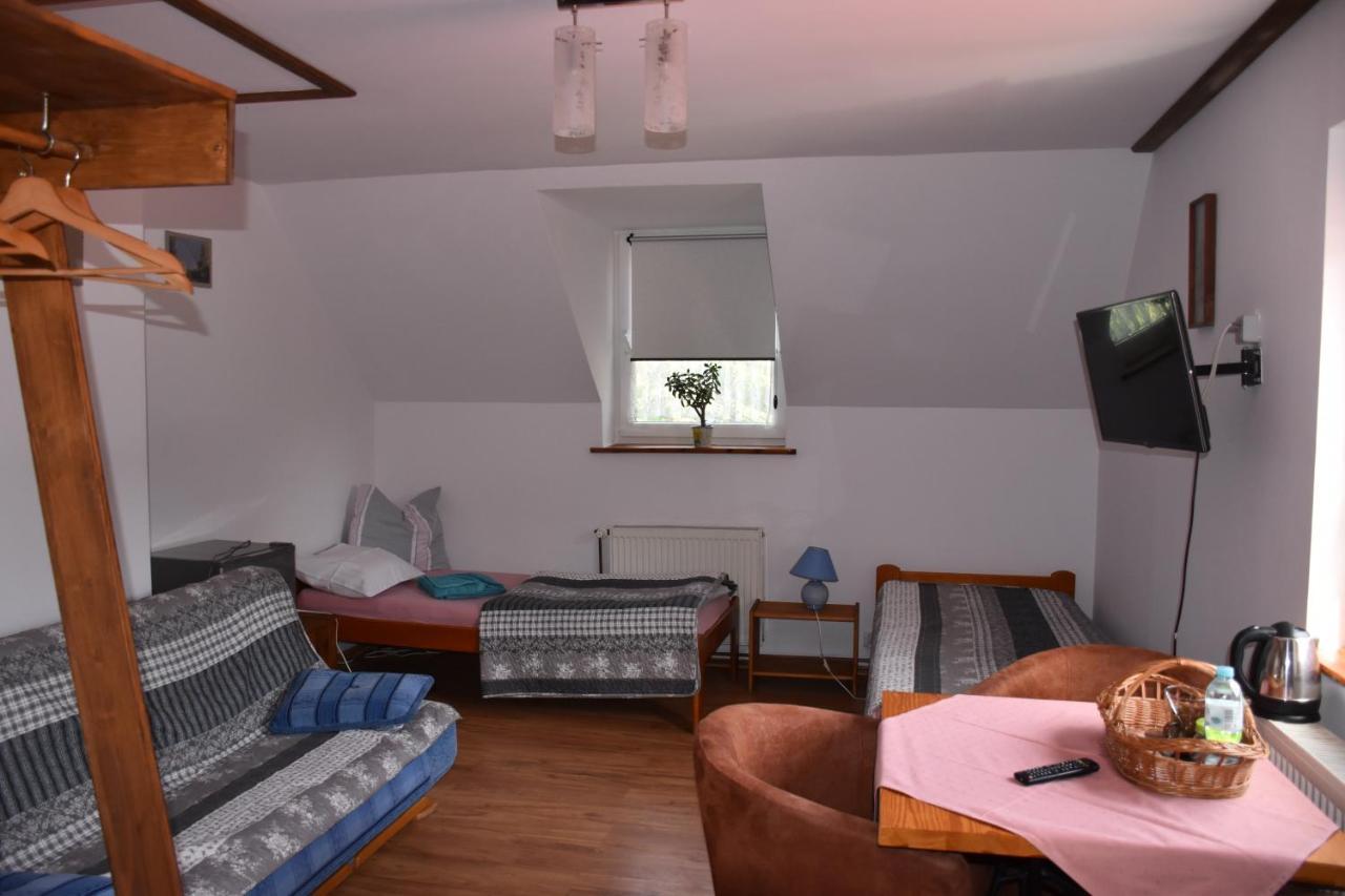 Villa Gosciniec Pod Debem Trzciel Esterno foto