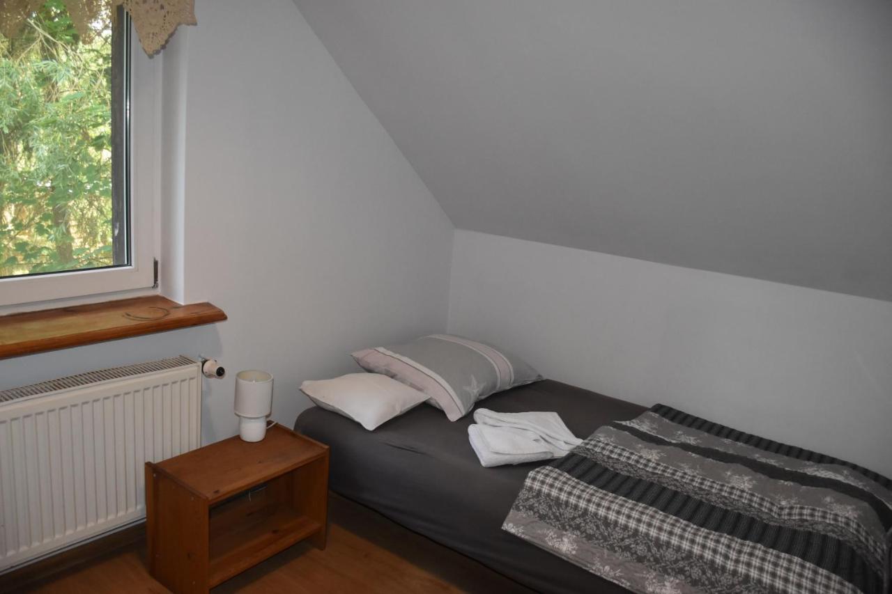 Villa Gosciniec Pod Debem Trzciel Esterno foto